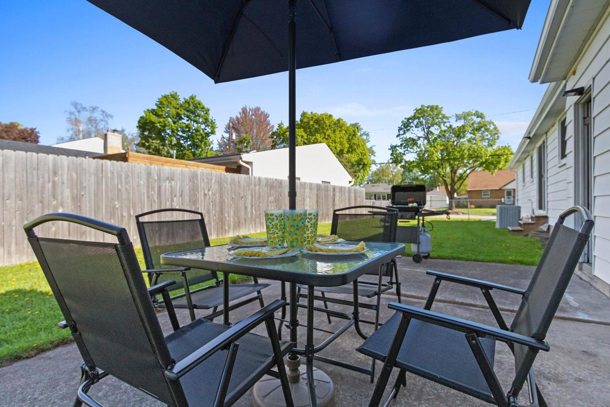 The Lemon House Apartment Green Bay Exterior photo