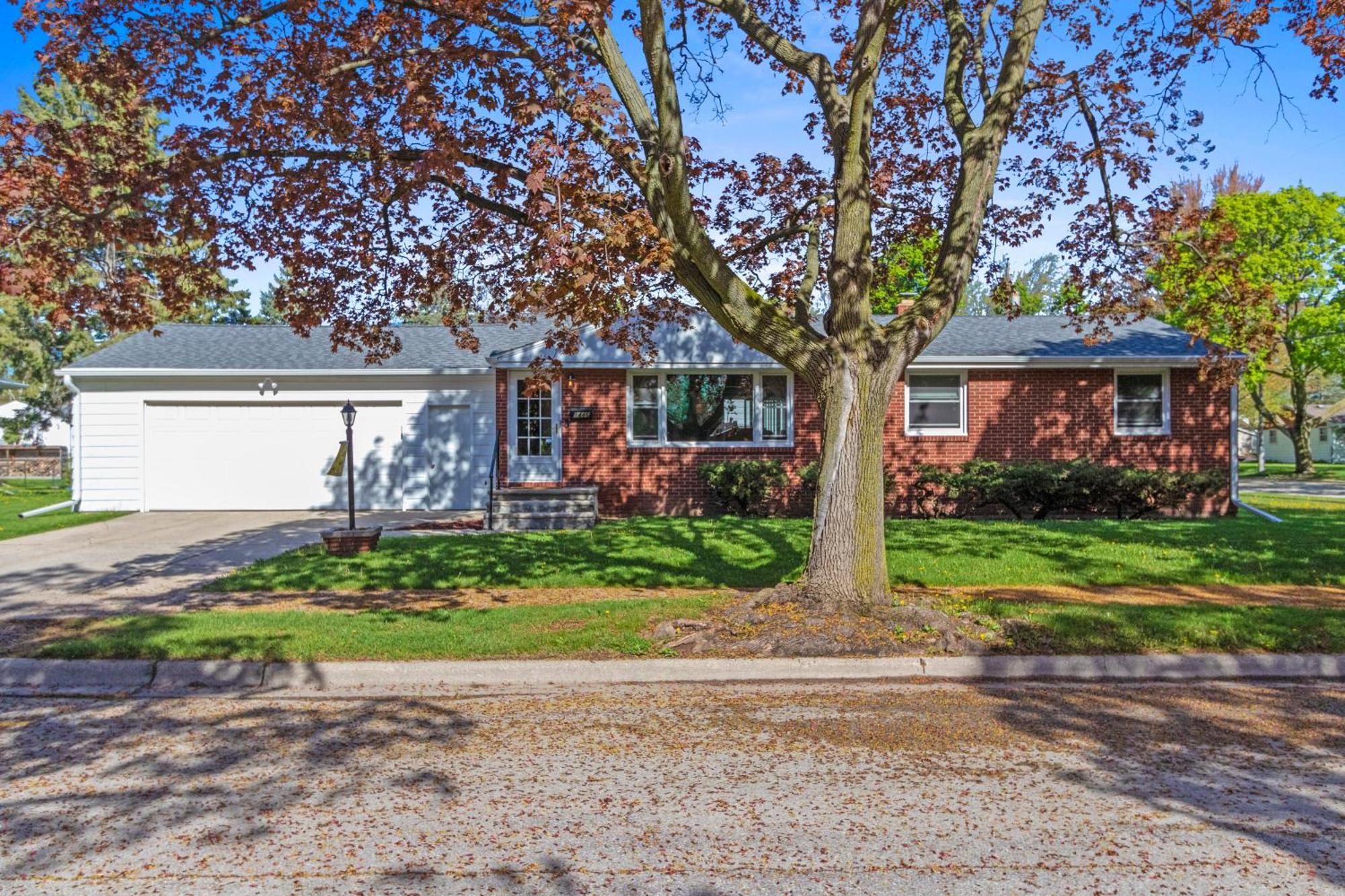 The Lemon House Apartment Green Bay Exterior photo